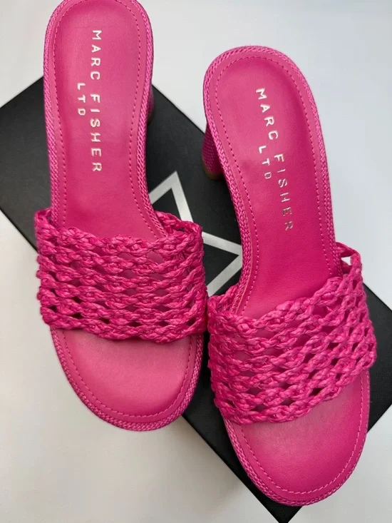 Marc Fisher LTD Women's Jazmine Woven Slip-On Sandals- Size 5M - Picture 5 of 10